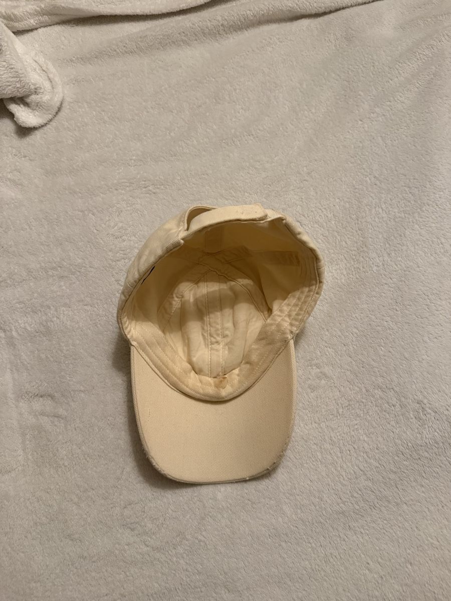 Balenciaga Copricapi, berretti & cappellini: Balenciaga Cap - Beige – Usato da St. Moritz venduto da ari_9fcv 1