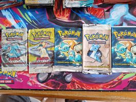 Pokémon Fossil Base Set Neo Genesis - 7 LEERE !! BOOSTER