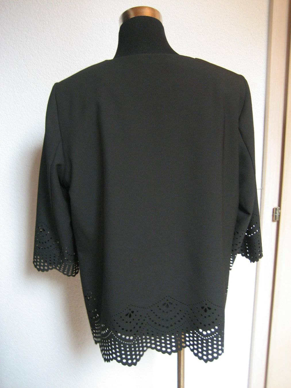 Madeleine Giacche: Veste Madeleine taille 42CH, neuve – Nuovo e nell'imballaggio originale da Delémont venduto da marryb 5