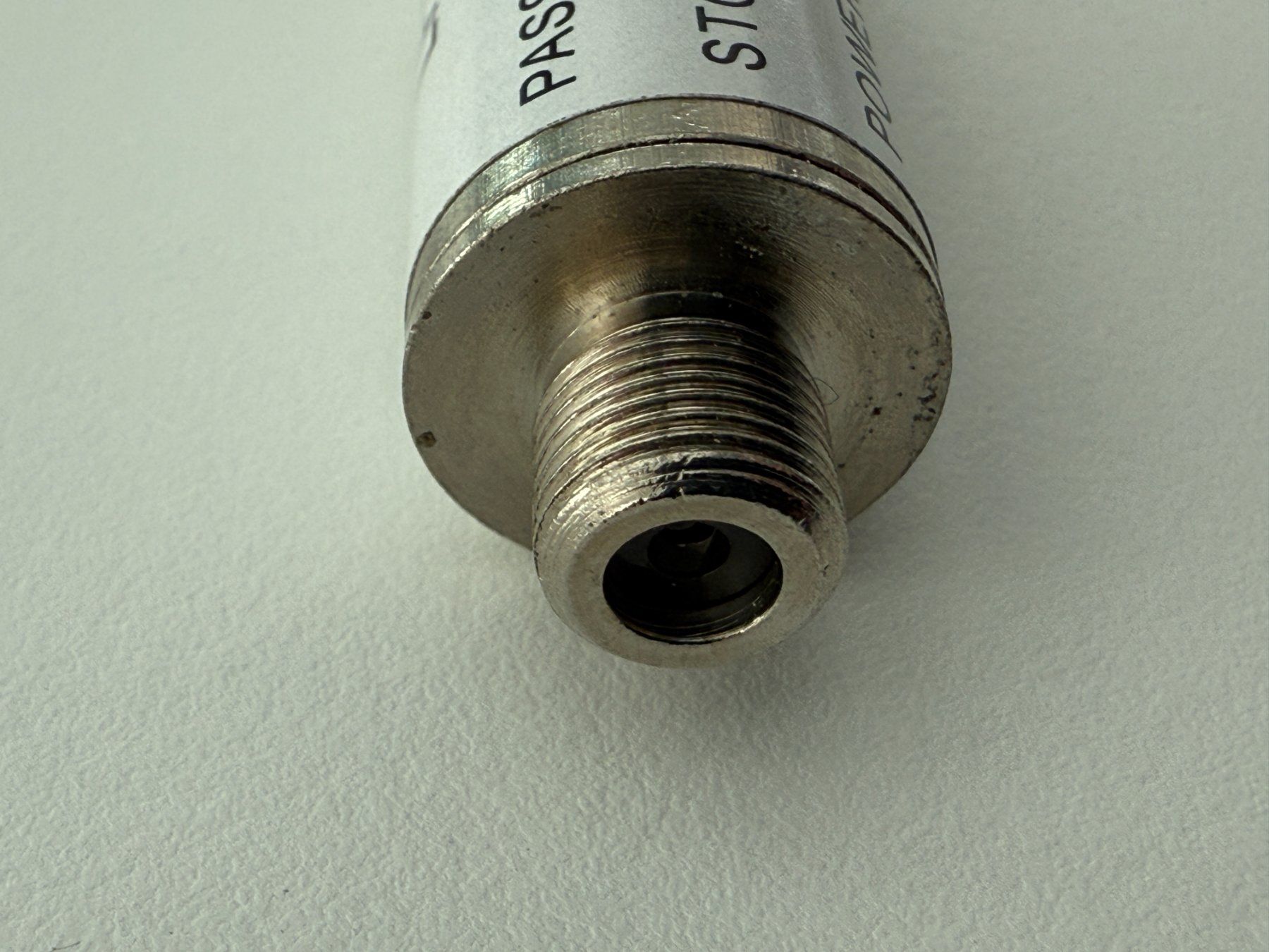 Altro Materiale elettrico: Low-Pass Filter, 4G LTE HF-Filter, LFS-738, Fabrikneu – Nuovo (secondo la descrizione) da Unterengstringen venduto da Tnovus 3