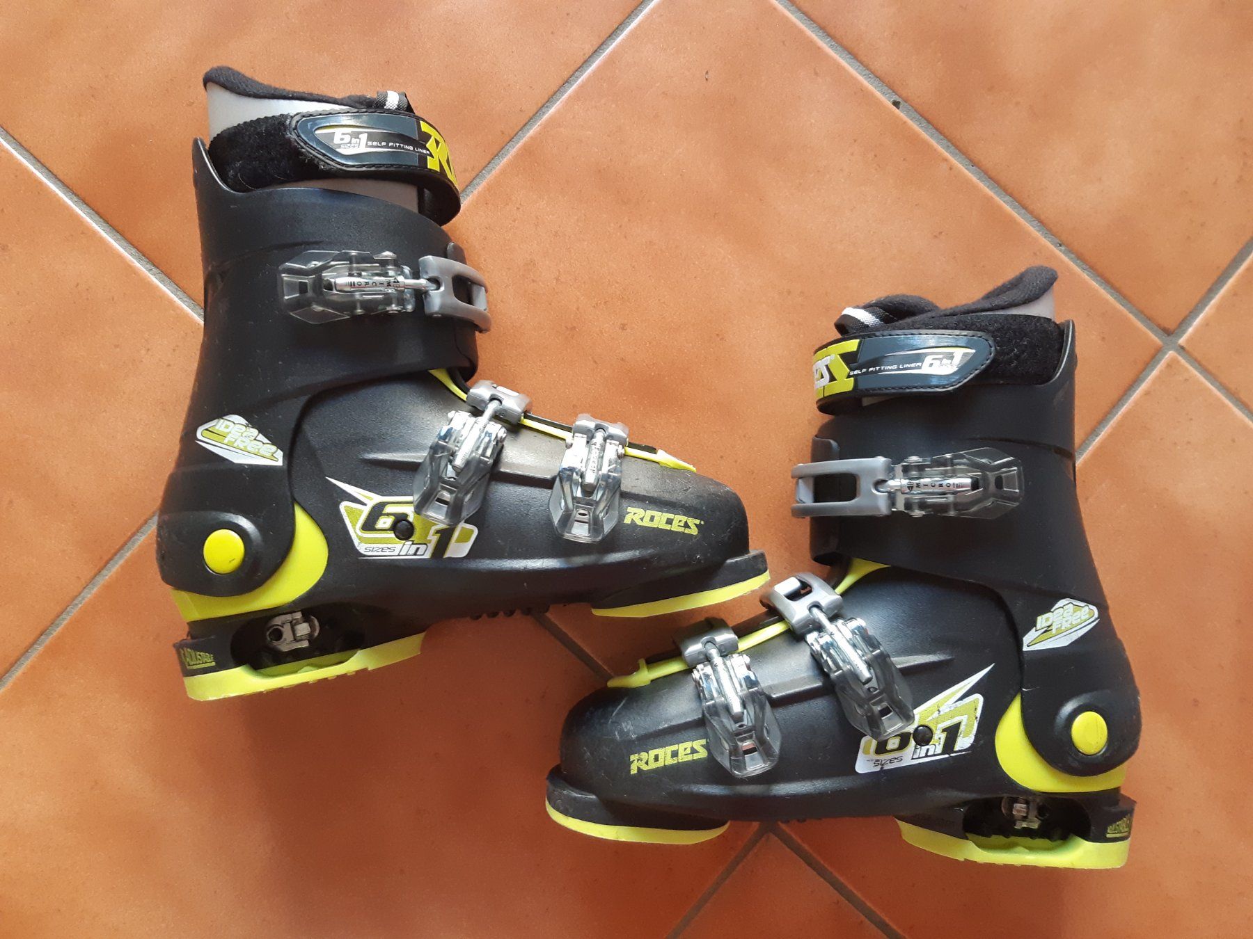 Elan Sci: Elan sci bambino + scarponi +bastoni – Usato da Magliaso venduto da Dlele 3
