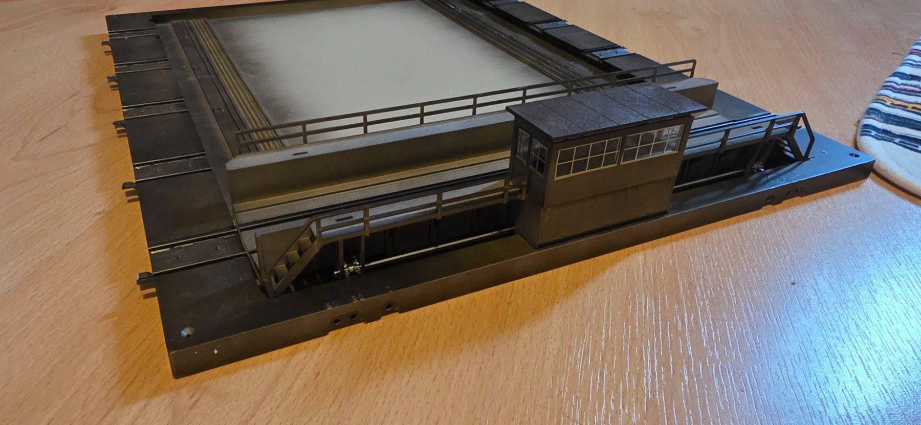 Märklin Modellini di ferrovie: Märklin Schiebebühne 7294 mit Steuerung – Nuovo (secondo la descrizione) da Hochfelden venduto da Danizh0 1