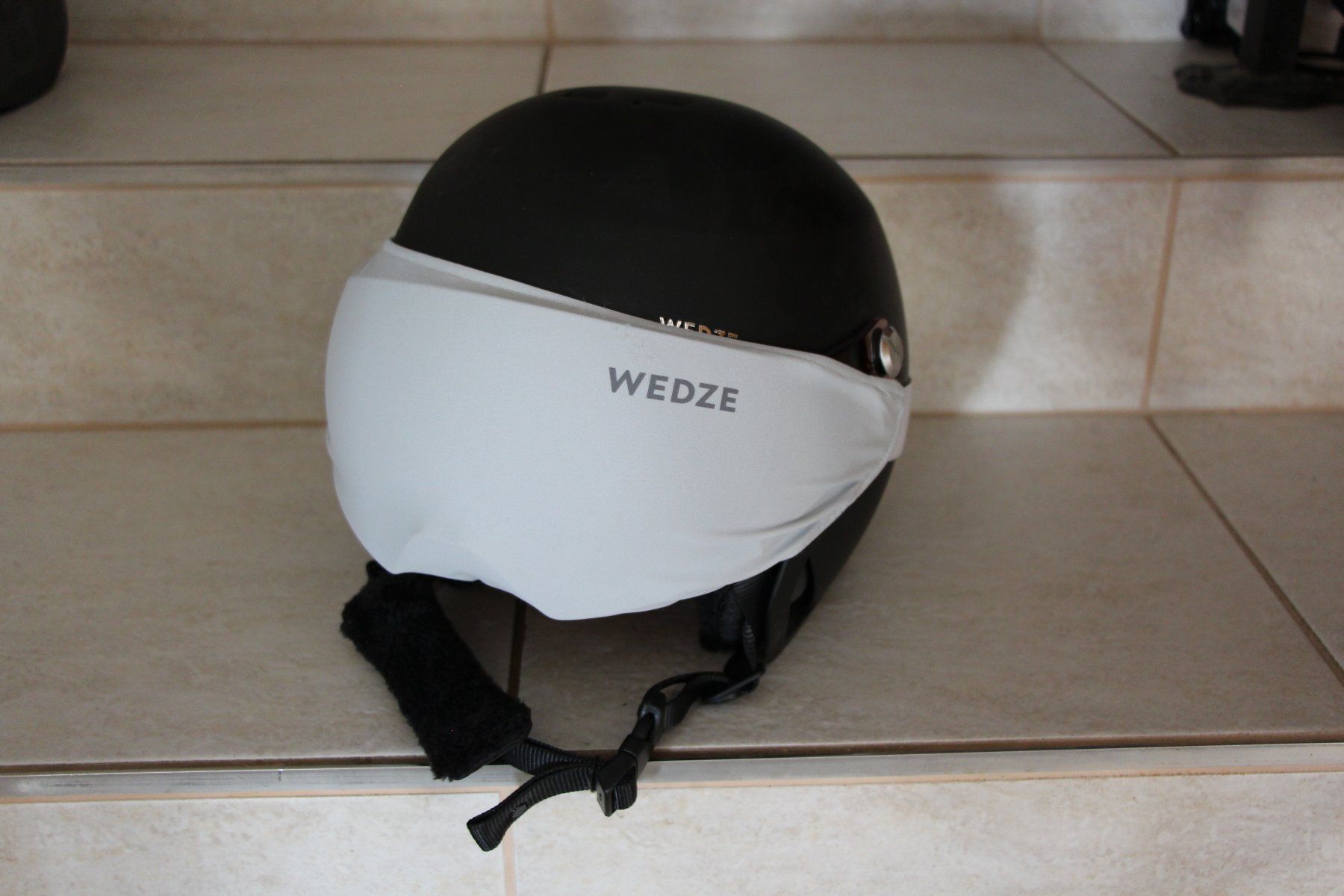 Caschi: casque de ski – Nuovo (secondo la descrizione) da Domdidier venduto da fra_6t7v 1