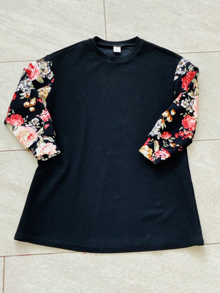 Maglioni & Felpe: Shein Pullover schwarz mit Blumenärmeln Grösse 128 – Usato da Wettingen venduto da hak_52m8