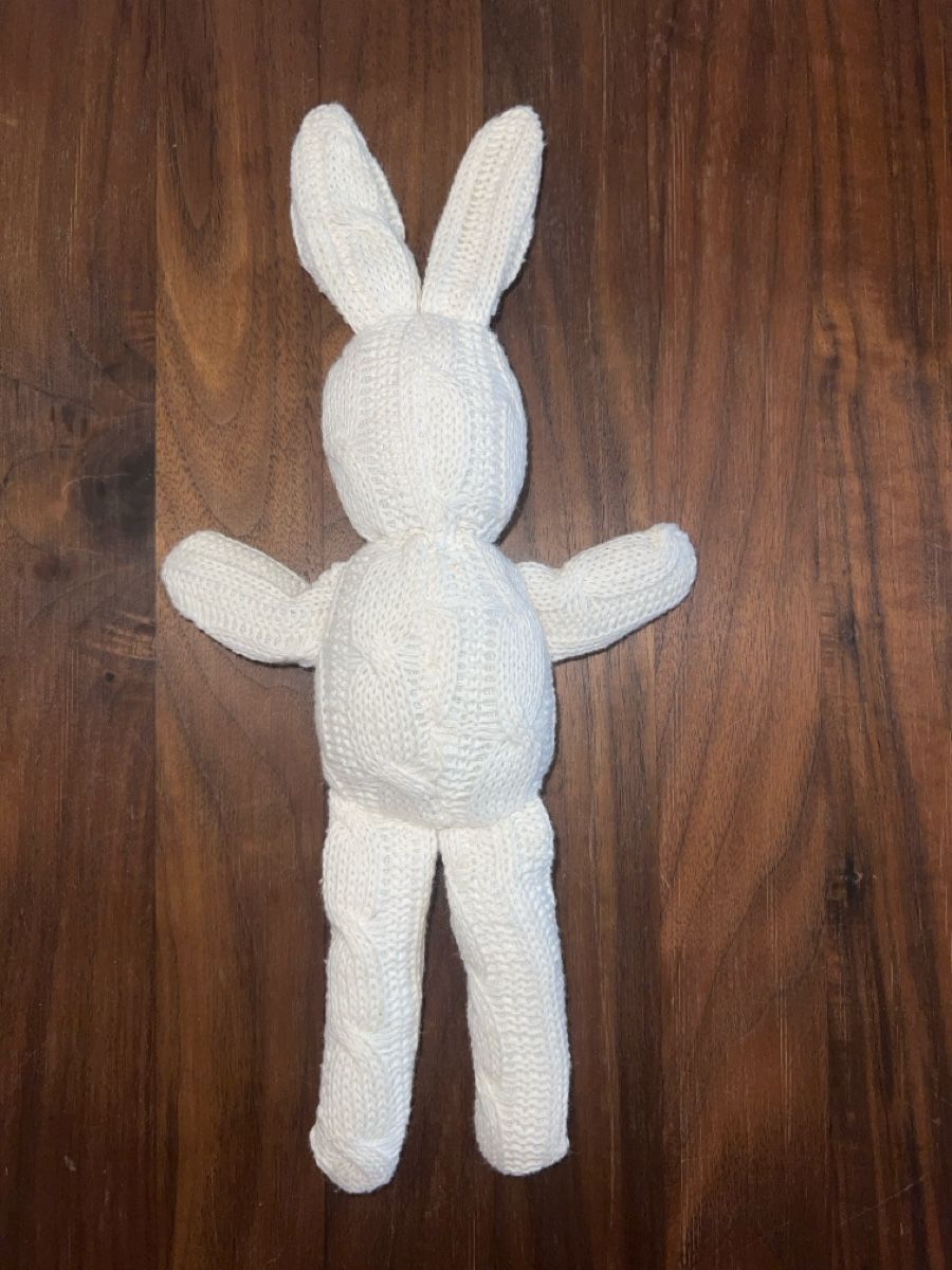 Jouets: Gestricktes Stofftier Hase  – D'occasion à Altdorf UR par JanAil