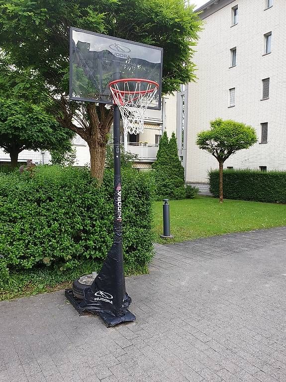 Canestri da basket: Basketball Korb verstellbar – Usato da Kriens venduto da akazy 4
