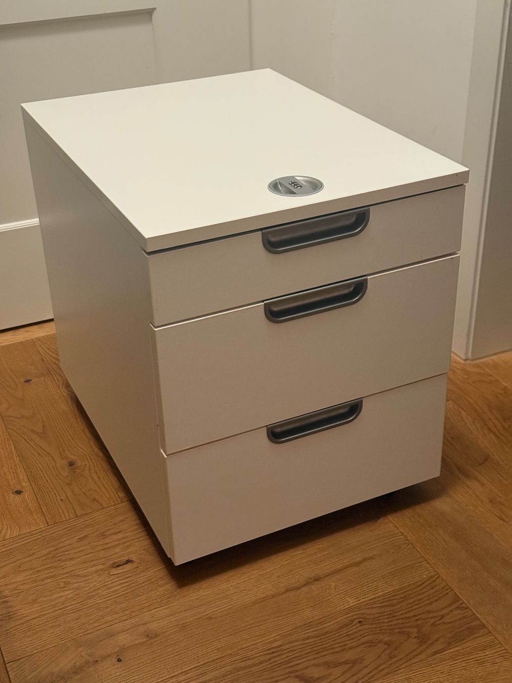 Ikea Banconi: Schubladencontainer Weiss 3 Schubladen – Usato da Zürich venduto da josiep 1