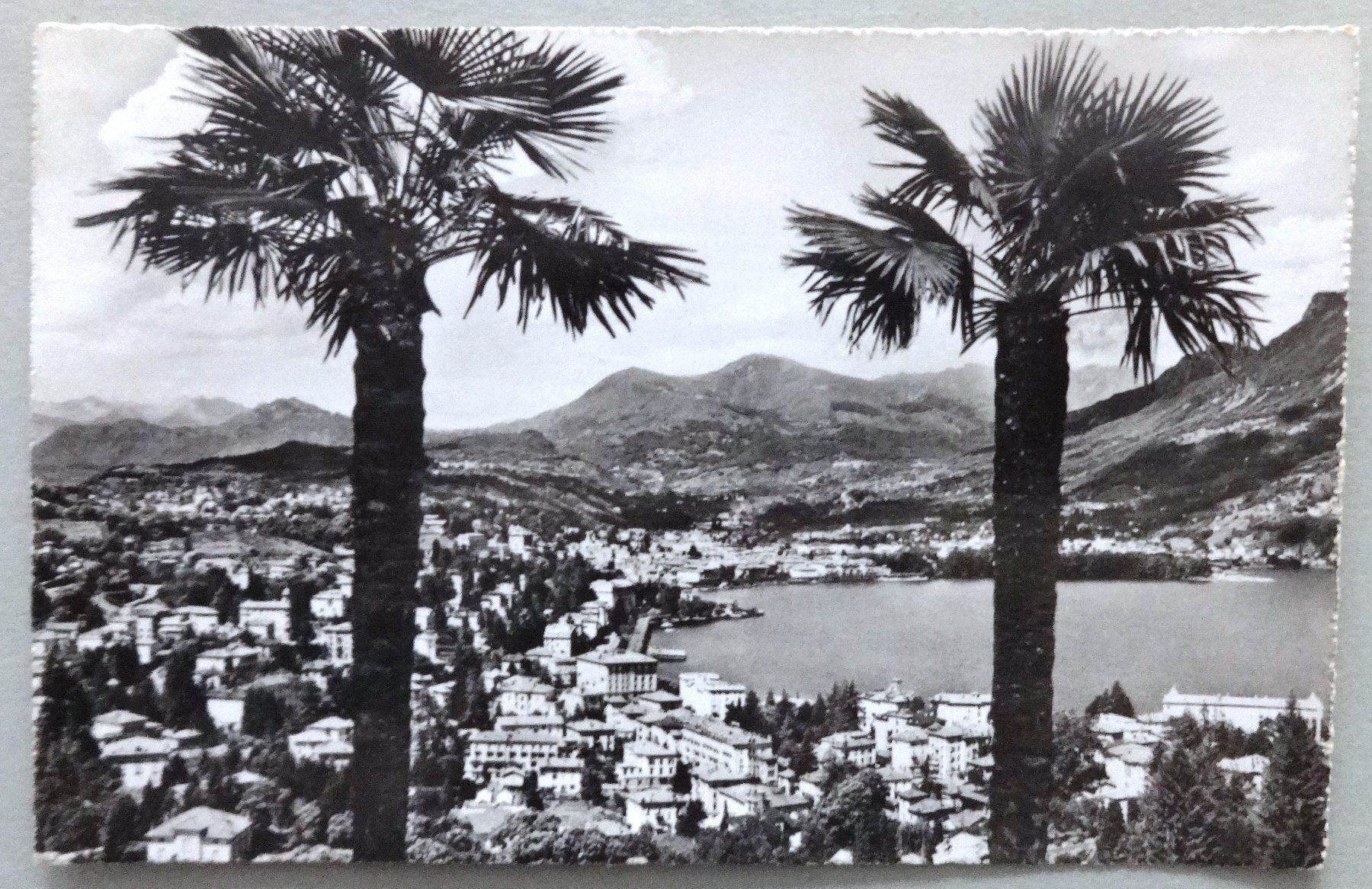 Cartes postales: Lugano, Panorama – D'occasion à Fétigny par Billy2miny