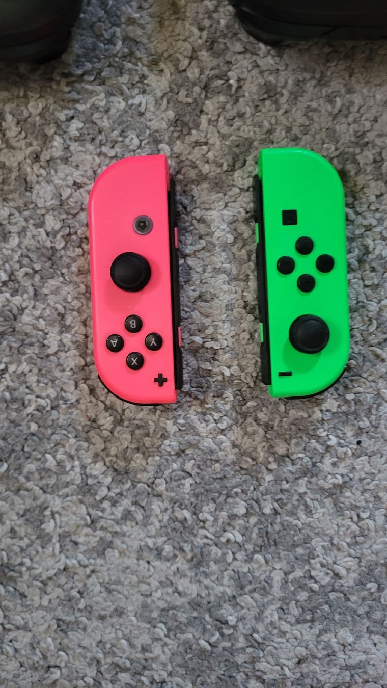 Nintendo Consoles: Nintendo Switch gebraucht – D'occasion à Gundetswil par ist_8hd8 2