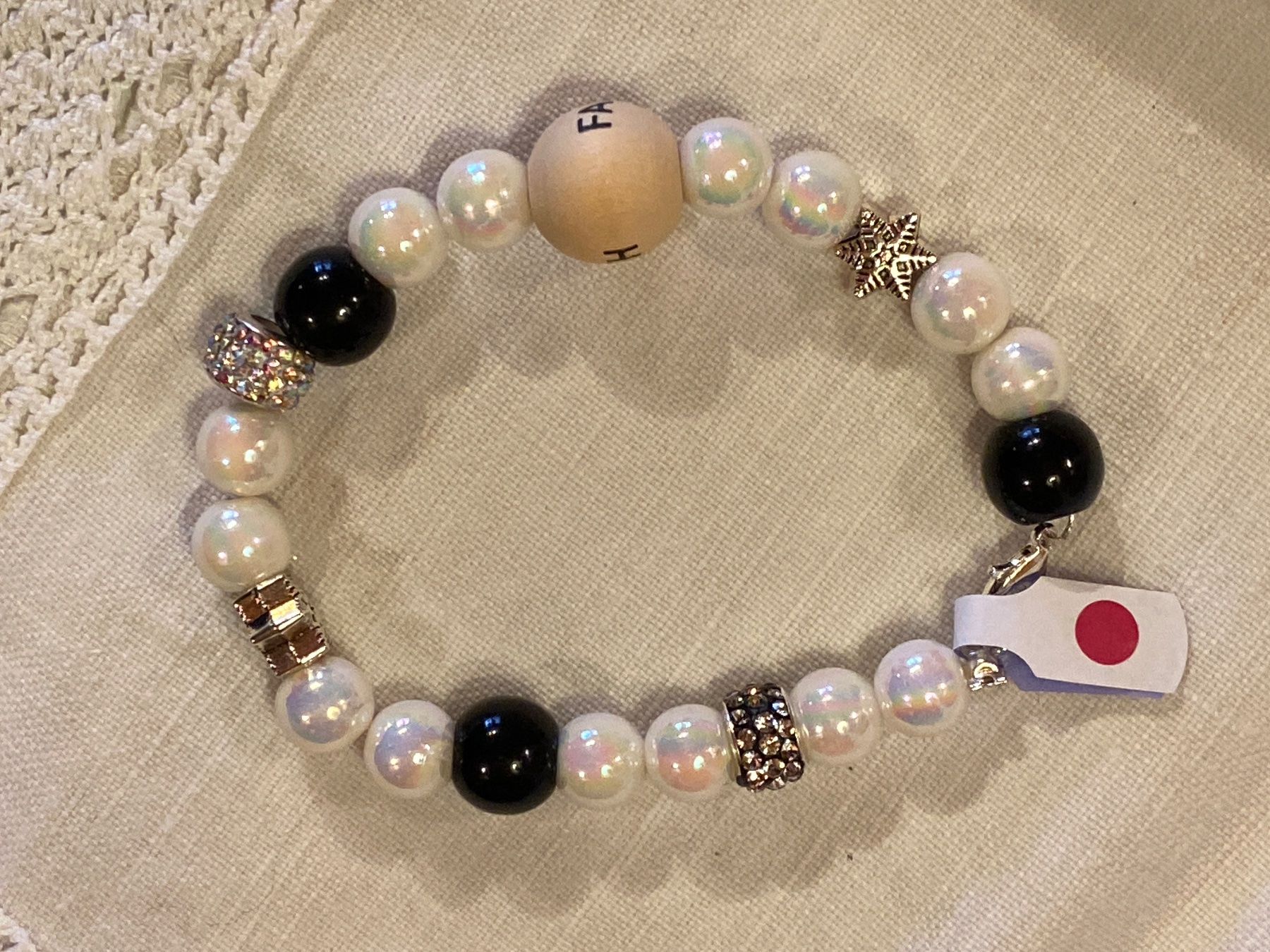 Bracciali & Braccialetti: ARMBAND -ACRYL & HOLZPERLEN – Nuovo e nell'imballaggio originale da Meienried venduto da ManuelaBoutique 3