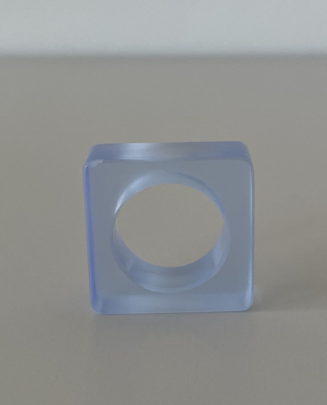 Anelli: Ring Plexiglas breit hellblau - 3 Grössen wählbar – Nuovo e nell'imballaggio originale da Turgi venduto da bar_8pdm 2