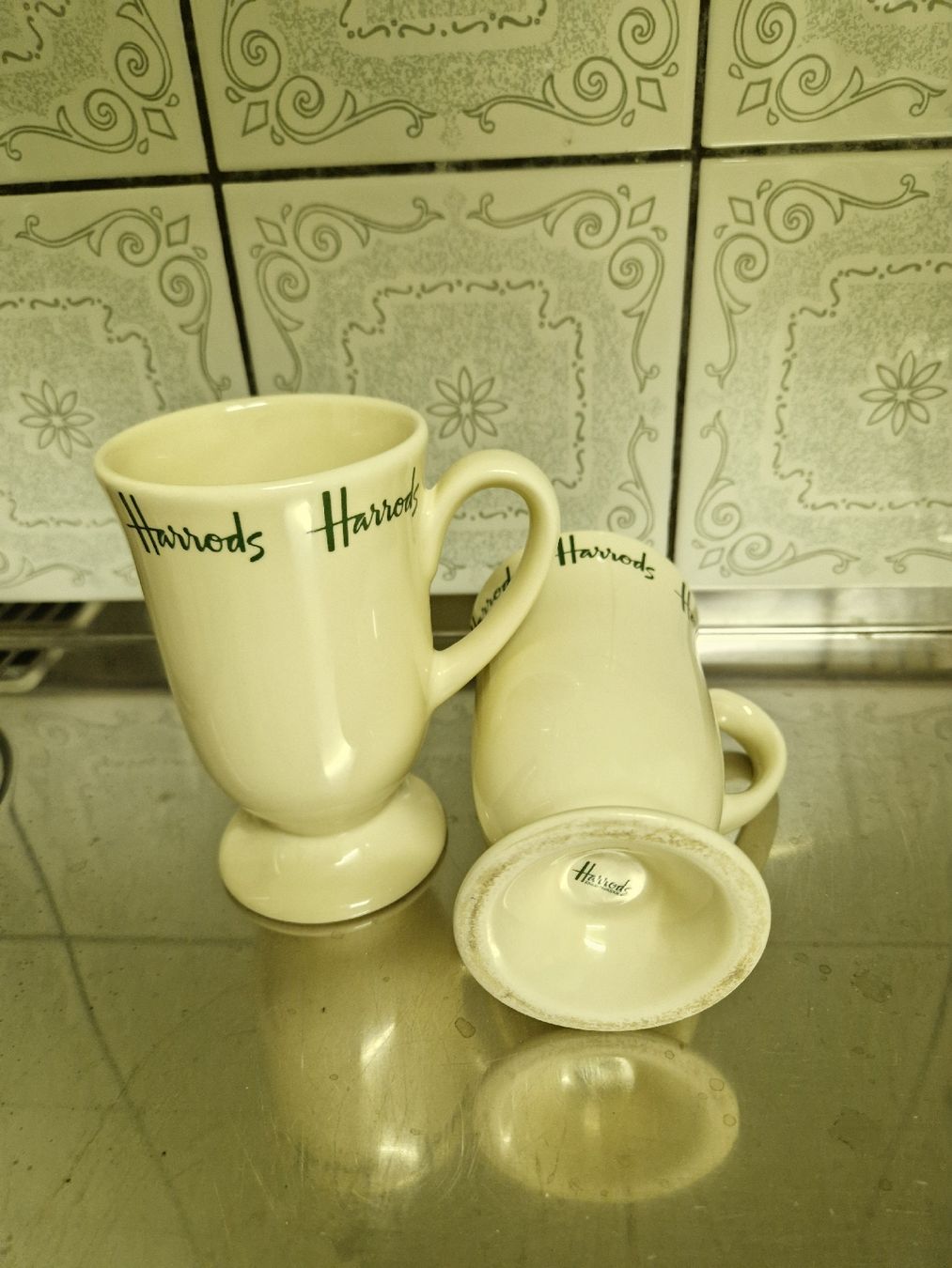 Harrods Tassen: Harrods Tasse – Gebraucht aus Zürich von Mani56
