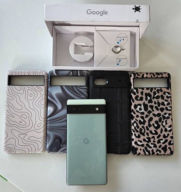 Google Telefoni cellulari / Smartphones: Google Pixel 6A 128GB – Usato da La Chaux-de-Fonds venduto da Tayoo 1