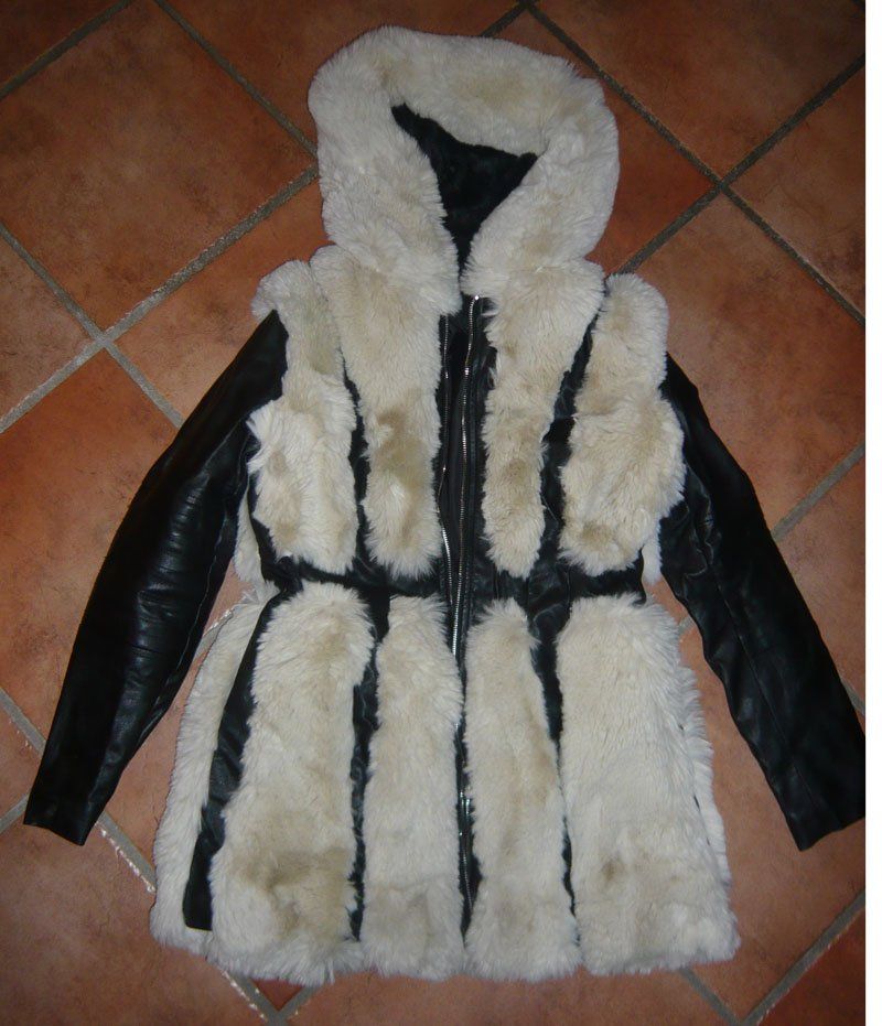 Cappotti: Jacke / Halbmantel Gr S – Usato da Ruggell venduto da Btt