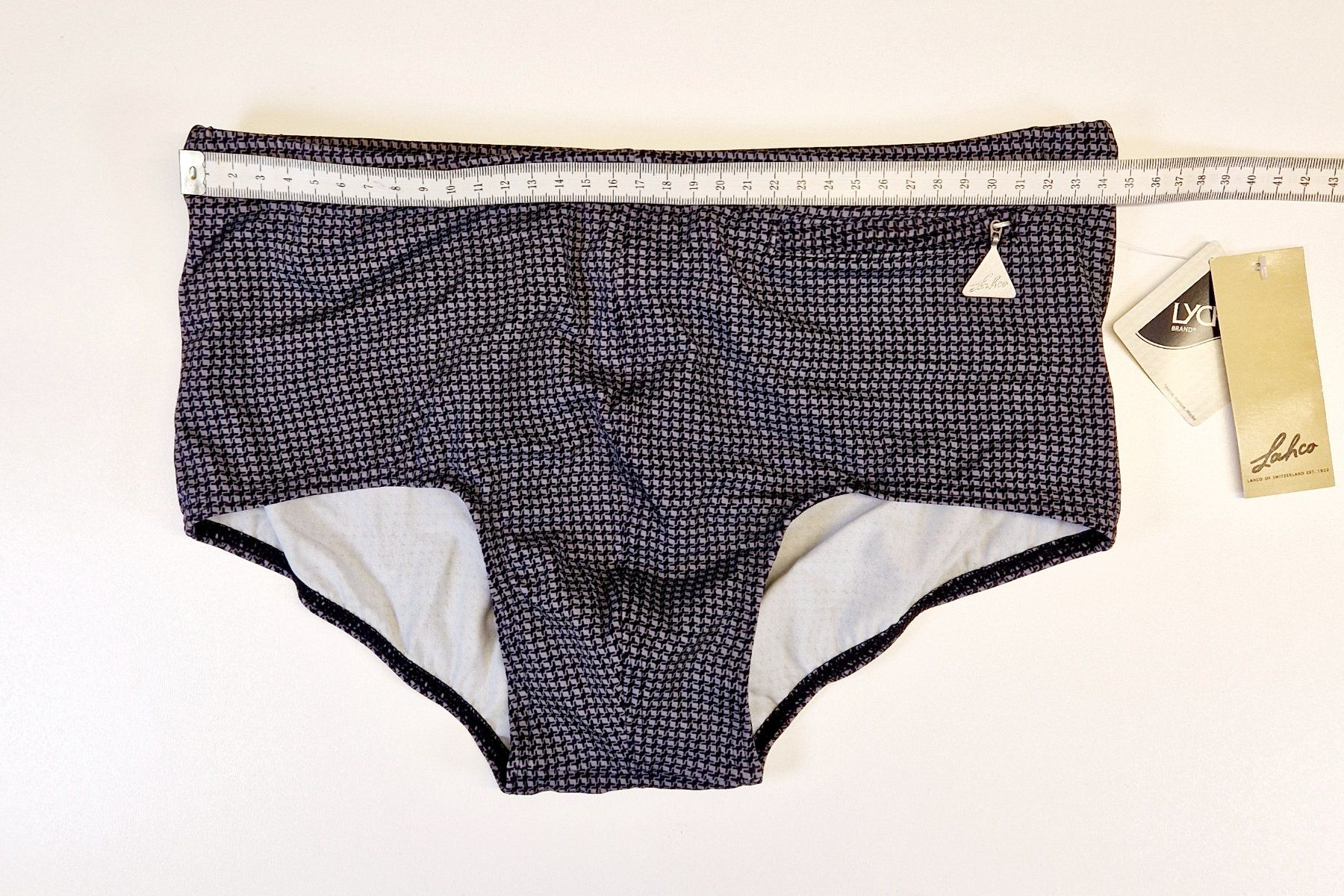 Lahco Costumi da bagno: Badehose Herren S Lahco Basic Black / Rabatt 50% - 70%!!! – Nuovo e nell'imballaggio originale da Braunau venduto da Brand-Store 5