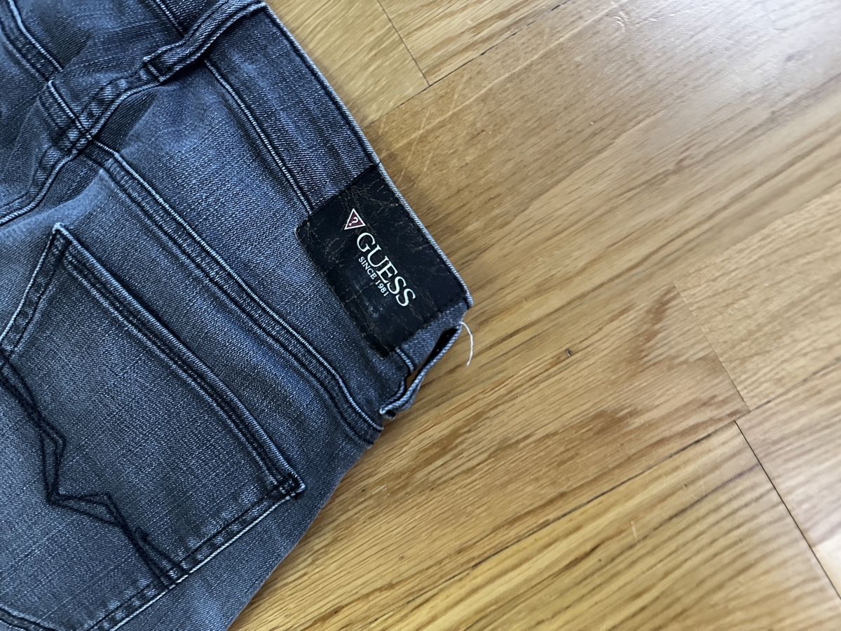 Jeans: Guess Jeans grau – Usato da Mels venduto da ricoshop 2
