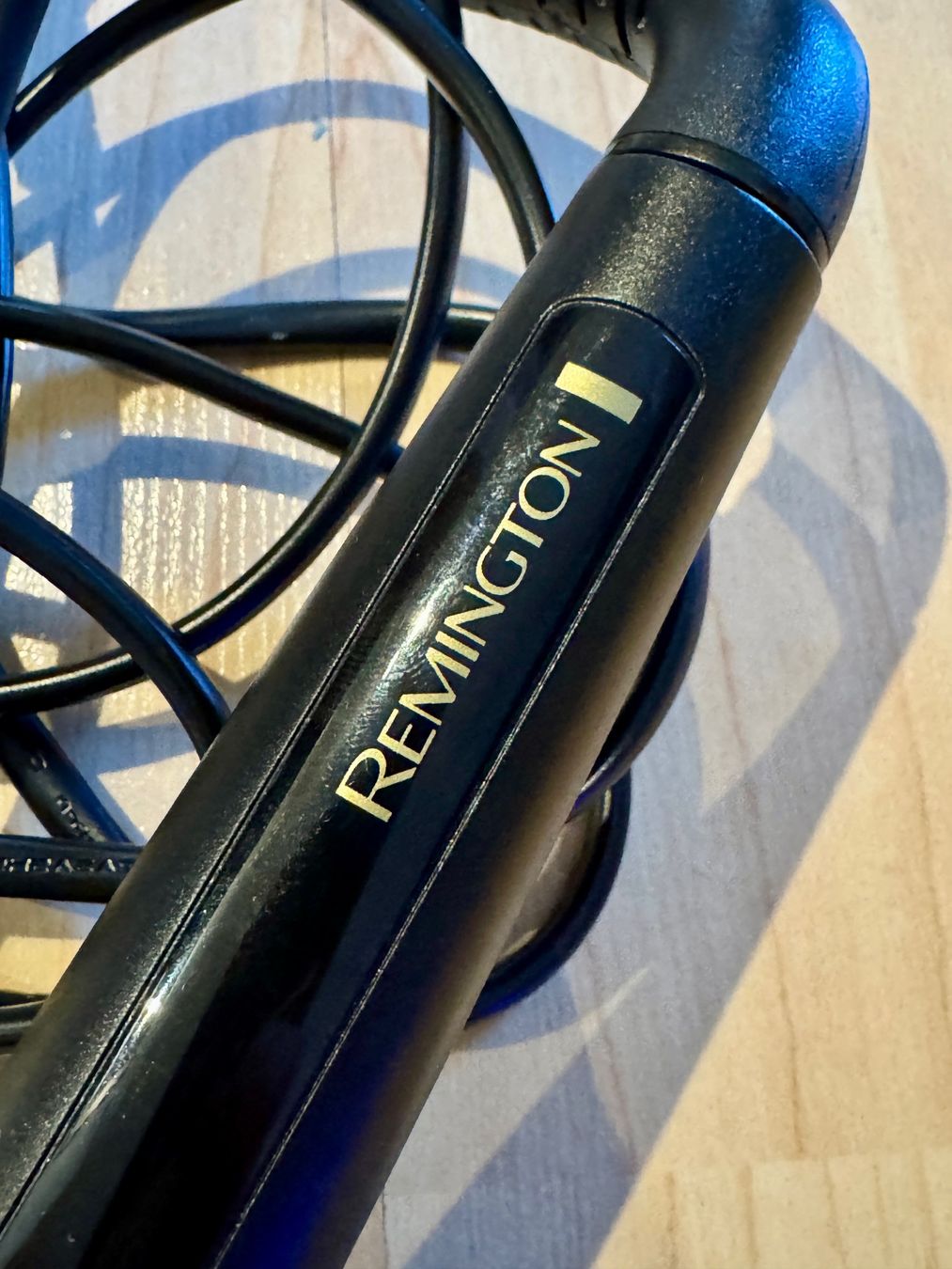 Remington Piastre & Arricciacapelli: LOCKENSTAB "REMINGTON" NEU – Nuovo (secondo la descrizione) da Seuzach venduto da Inspektor99 2