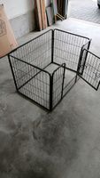 Kleiner Hundezwinger 94 x 64 x 62 cm
