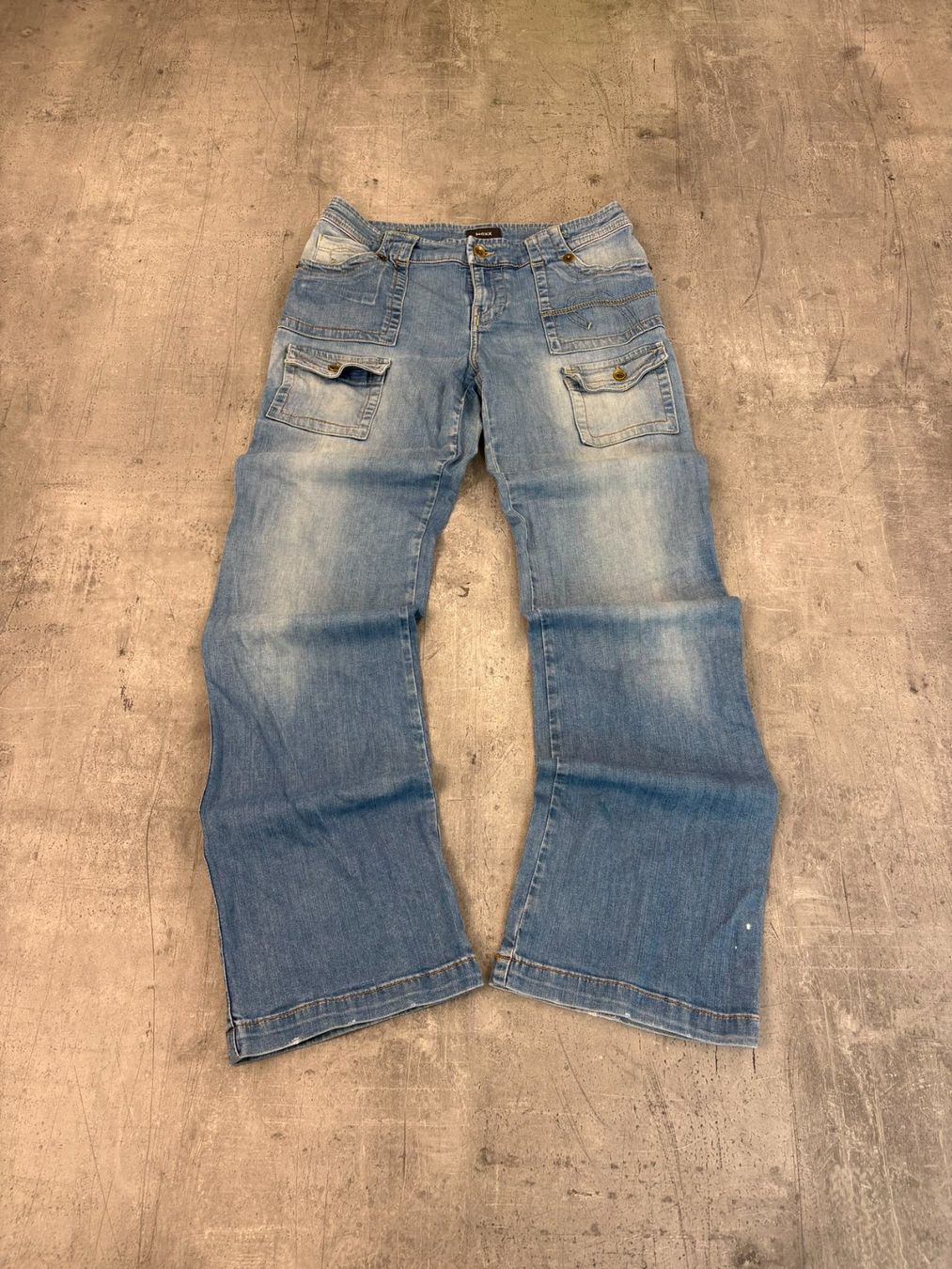 Jeans: Vintage Y2K Bootcut Flared Jeans (M) – Neu (gemäss Beschreibung) aus Werdenberg von hase.vintage 1