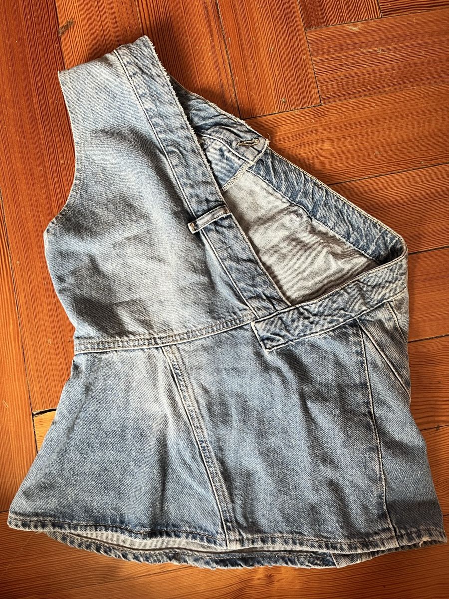 Top: Haut Zara – Nuovo (secondo la descrizione) da Genève venduto da nou_z96k 1
