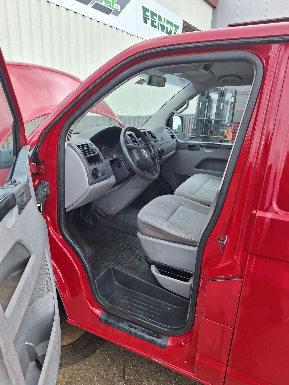 VW Autos: VW Bus T5 – Gebraucht aus Thundorf von MFrick01 8