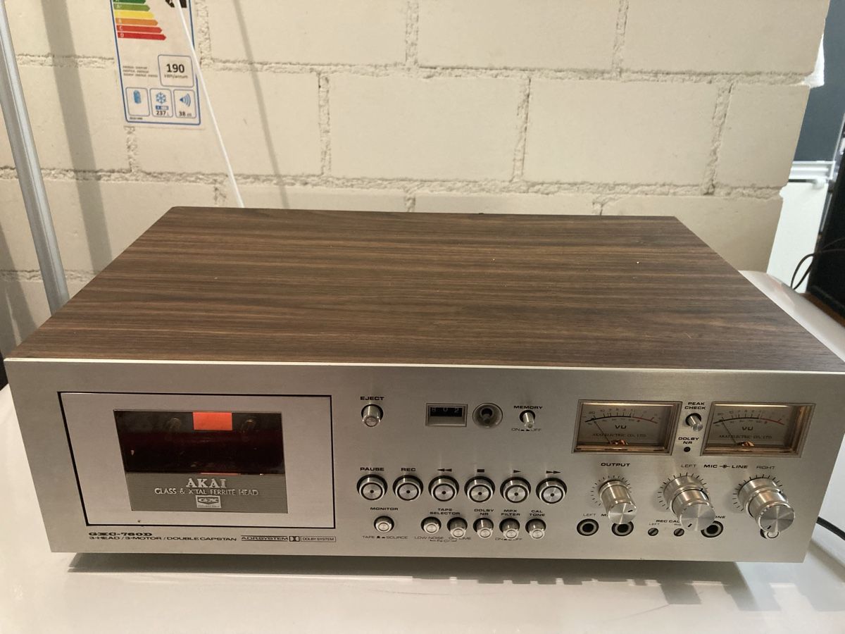 Akai Aufnahmegeräte: Akai GXC-760D Kassettendeck – Defekt aus Lenzburg von HanspeterT