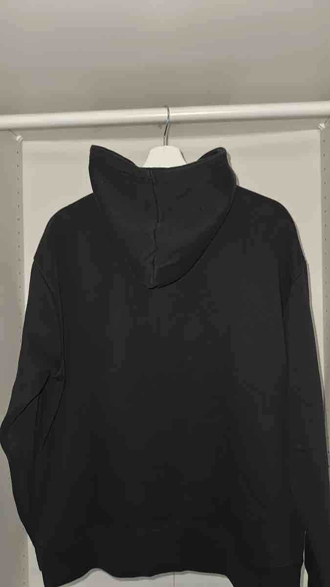 Pull&Bear Pullover & Sweatshirts: Sweat à capuche unisexe Pull&Bear noir, taille L – Gebraucht aus Boudry von ale_8t28 1