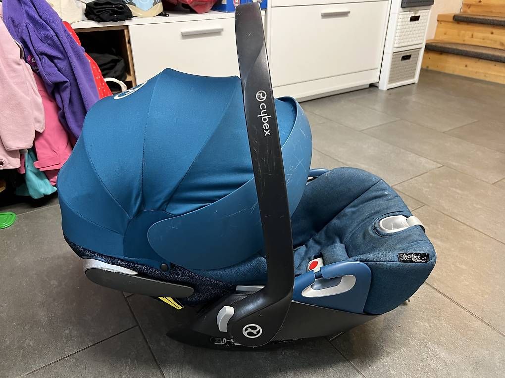 Seggiolini per auto: Kindersitz Cybex Platinum Cloud Z i-size – Usato da Reutlingen venduto da Cahira_90 1