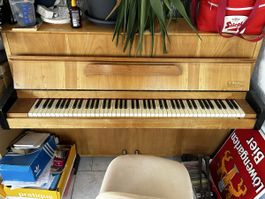Altes Klavier