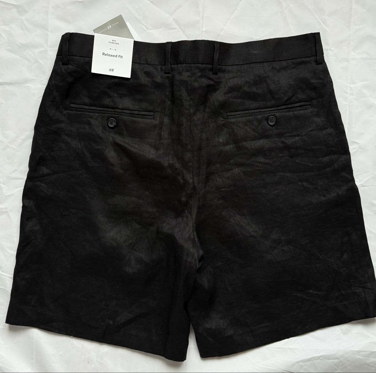 H&M Pantaloni: Shorts HM – Nuovo e nell'imballaggio originale da Vevey venduto da mmmariya_3m 3