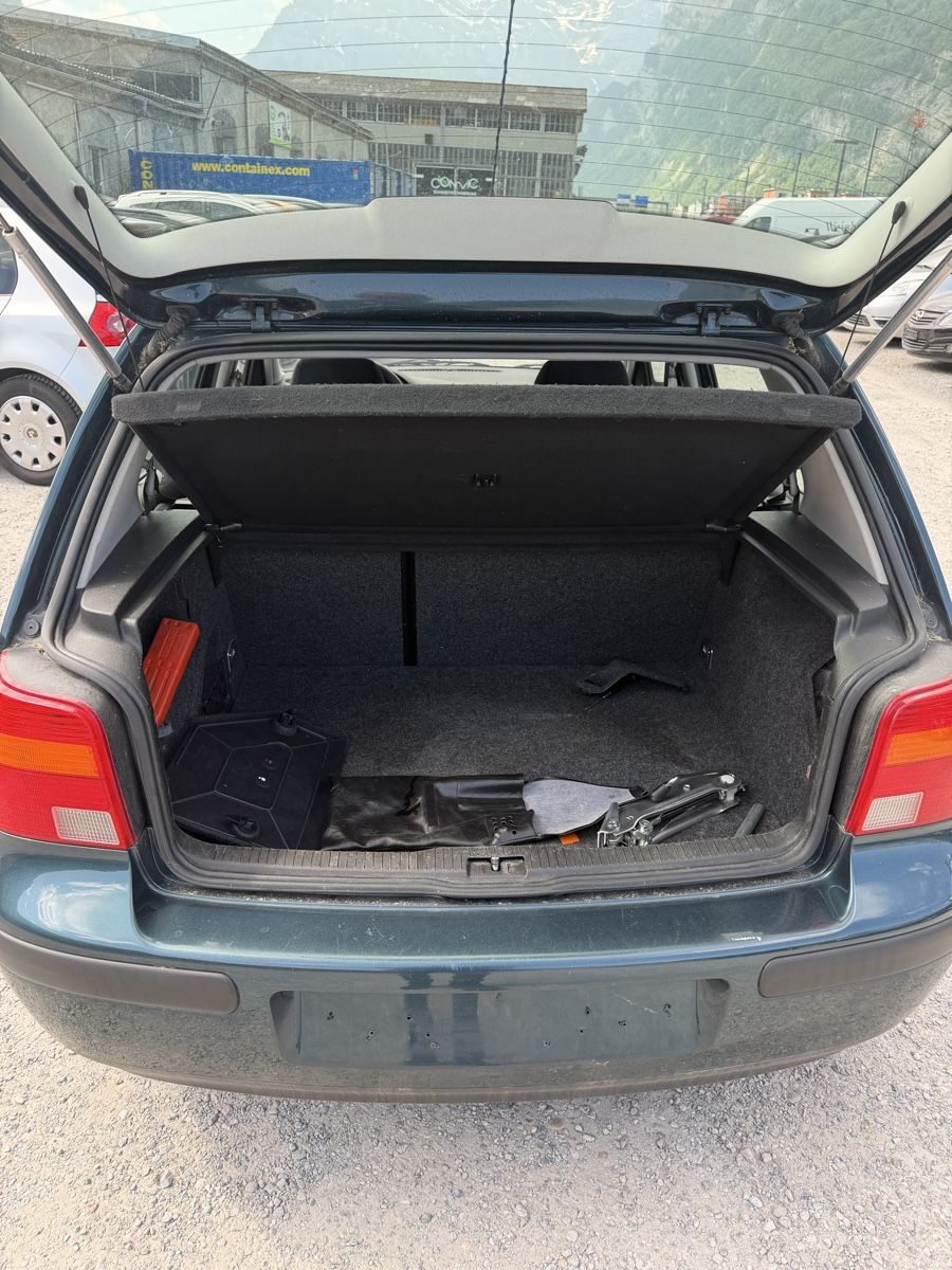VW Automobili: VW Golf IV 2.0 4XMotion – Usato da Mollis venduto da BSL10 8