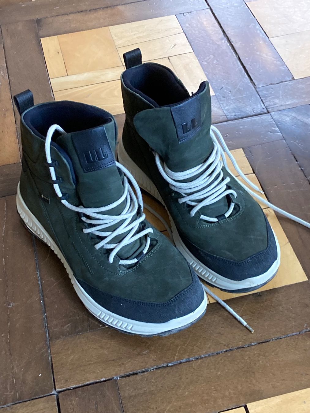 Lloyd Scarpe da uomo: Lloyd ELVIN Wildleder-Stiefel mit Warmfutter, grün, Gr. 44 – Usato da Zürich venduto da furstmyschkin