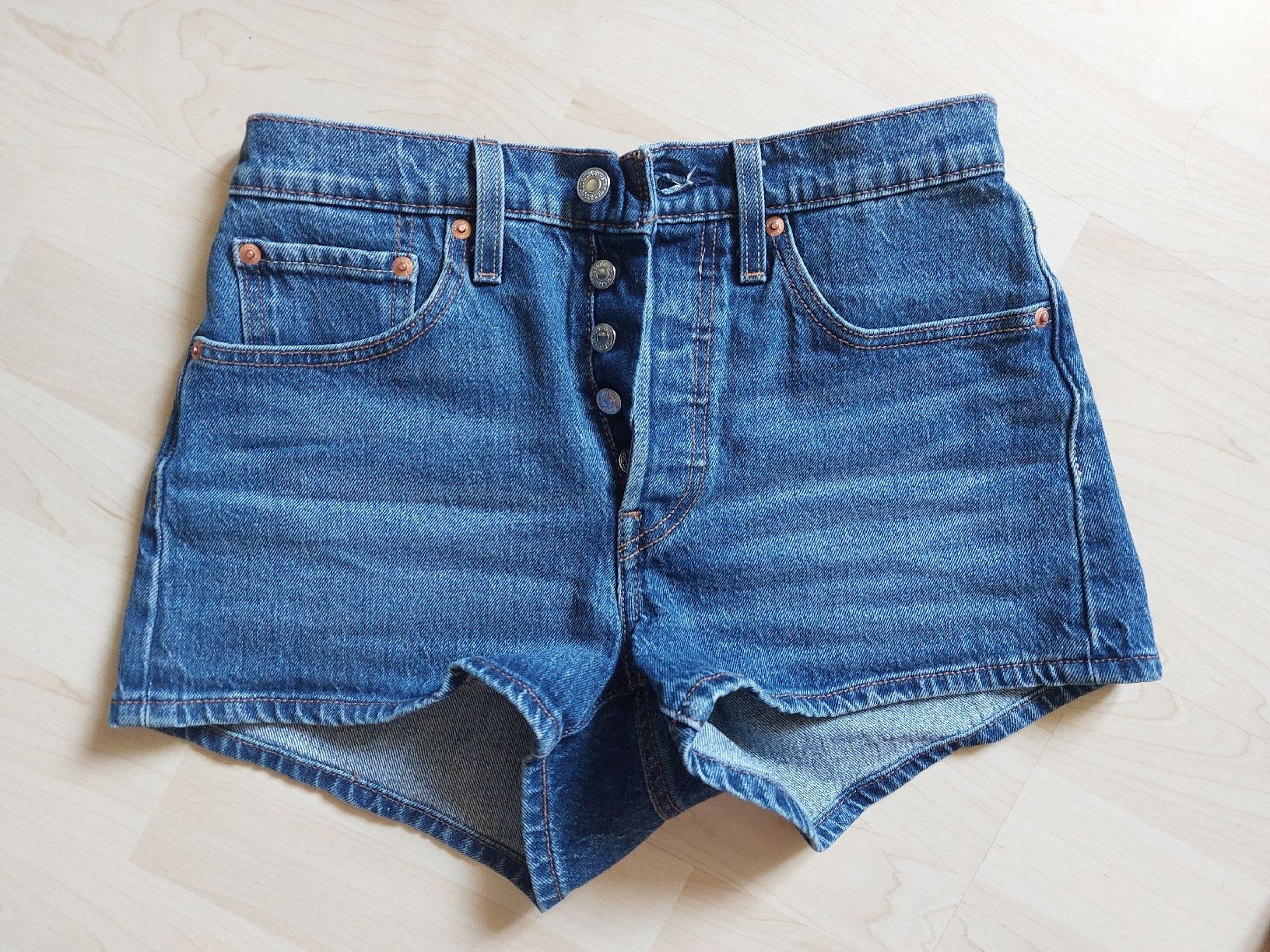Levi's Jeans: Short Levi's 501 W26 – Nuovo (secondo la descrizione) da Corserey venduto da Matahari91 3
