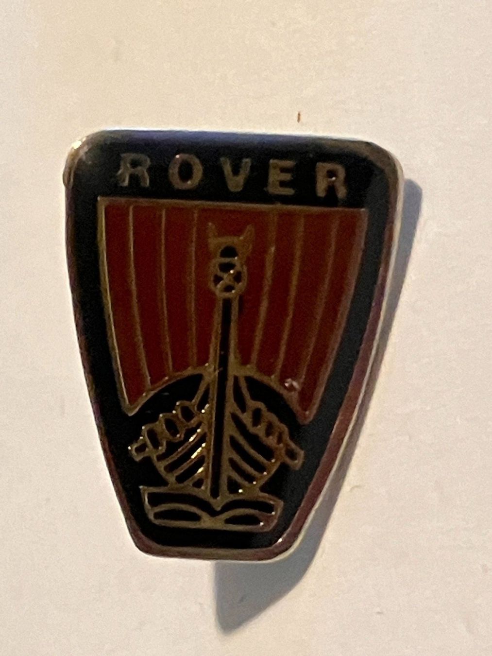 Placchette & Badge: 1 Pin Rover – Usato da Basel venduto da djwwpp
