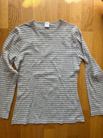 Gestreifter Pullover * 170