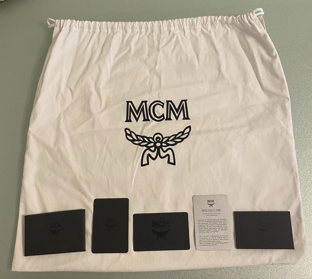 Mcm Taschen für Damen: Original MCM Beuteltasche – Gebraucht aus Affoltern am Albis von Ela_Kes 8