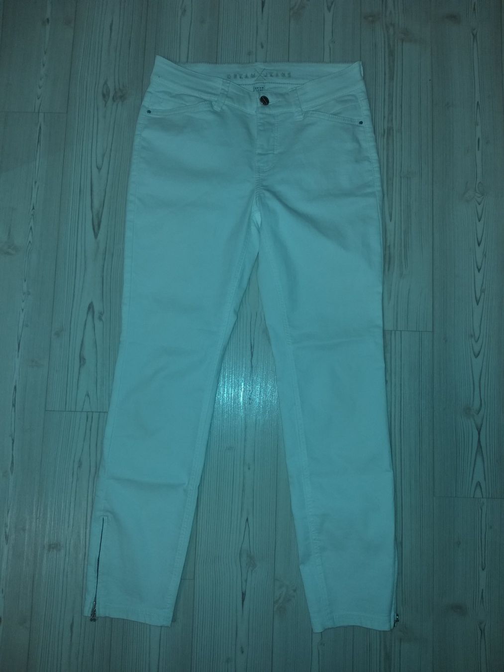 Jeans: Jeans MAC   Taille / Grosse 34 CH ....... – Usato da Cossonay-ville venduto da Super-Price-Quality