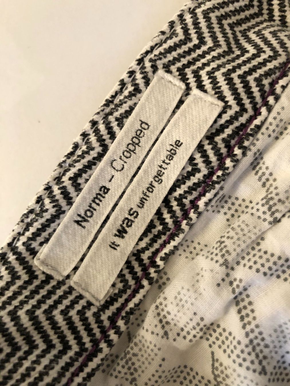 Jeans: WAS Jeans Hose Norma Cropped W27 – Gebraucht aus Zürich von its-love 4