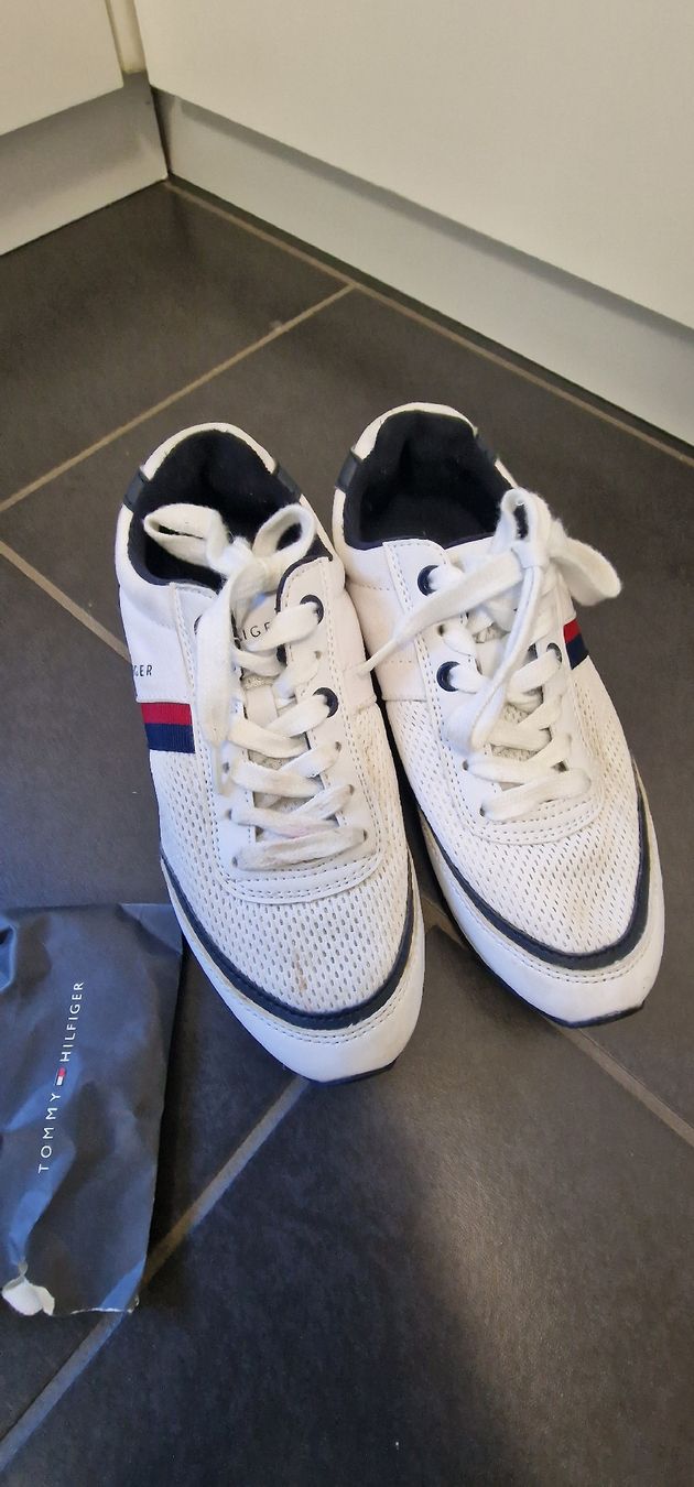 Tommy Hilfiger Scarpe da donna: Tommy Hilfiger Schuhe – Usato da Oftringen venduto da bin_2wk8