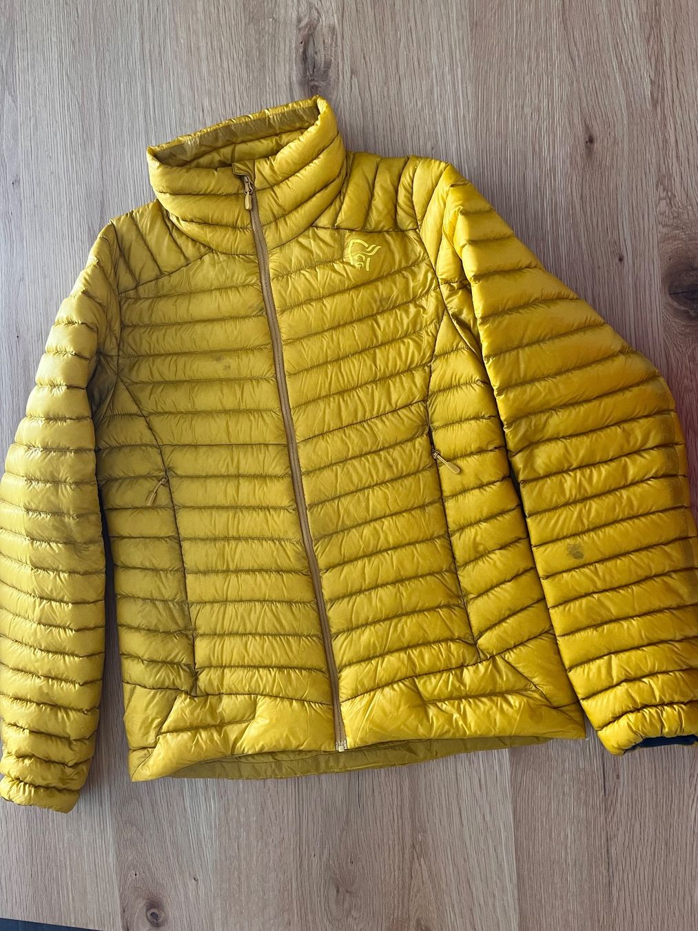 Norrøna Giacche: Norrona Lofoten Super lightweight down Jacket Grösse S – Usato da Glis venduto da Bilgi_84