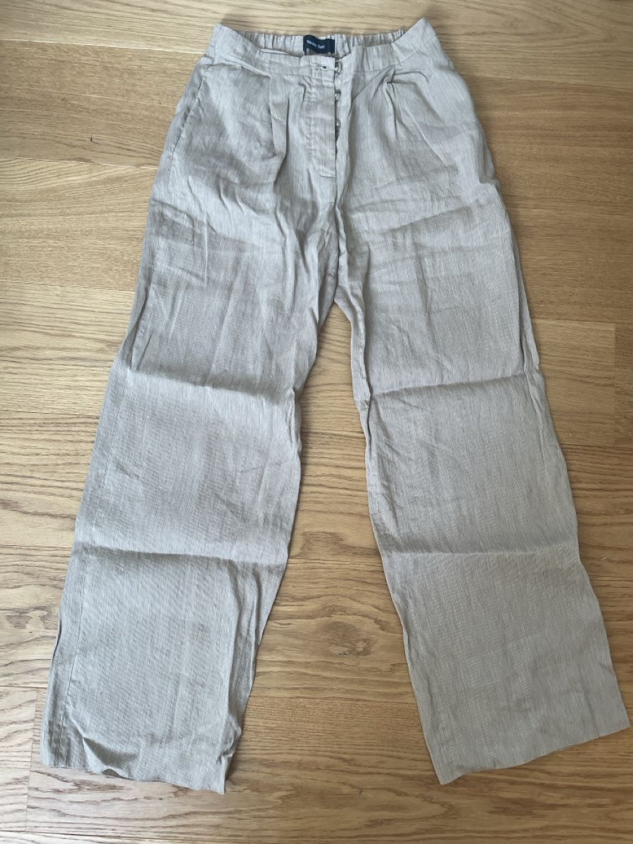 Massimo Dutti Pantalons: Leinen Massimo Dutti Hose beige gestreift – Neuf (Voir description) à Zürich par M500ZH