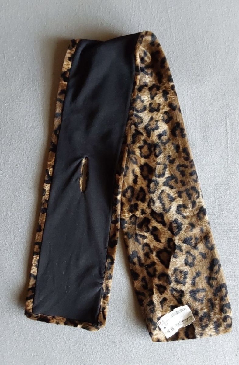 Foulard & Sciarpe: Cooles feines Leo Halstuch neu – Nuovo (secondo la descrizione) da Winterthur venduto da Sunshineandrain 1