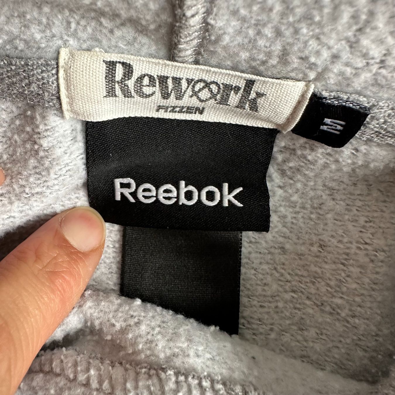 Reebok Pulls & Sweat-shirts: Reebok x Rework Pullover Gr. M – D'occasion à Luzern par fairflip 2