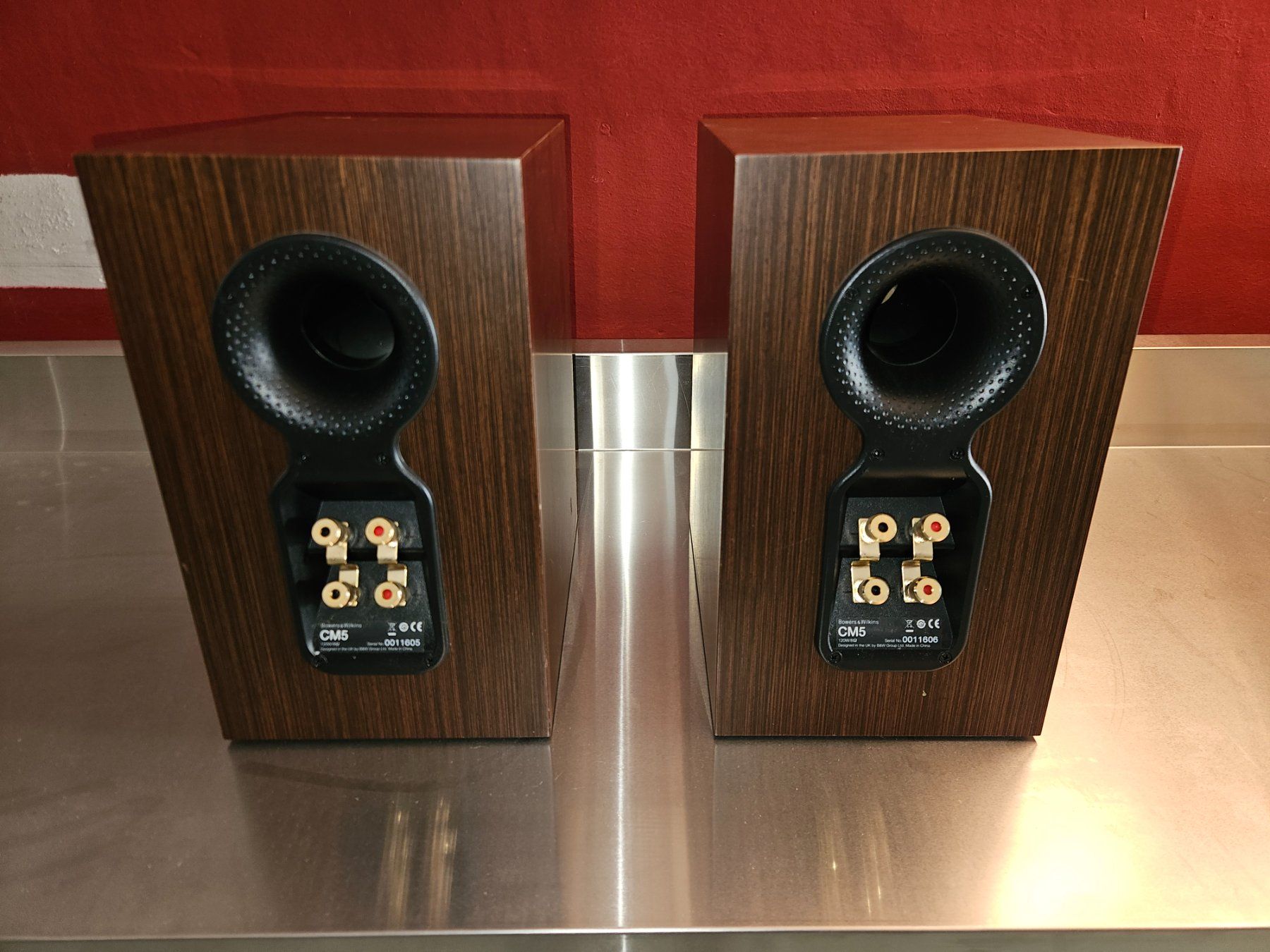 Bowers & Wilkins Casse acustiche: Bowers & Wilkins CM5 Kompaktlautsprecher – Usato da Oberstammheim venduto da Zuegverchaufer 1