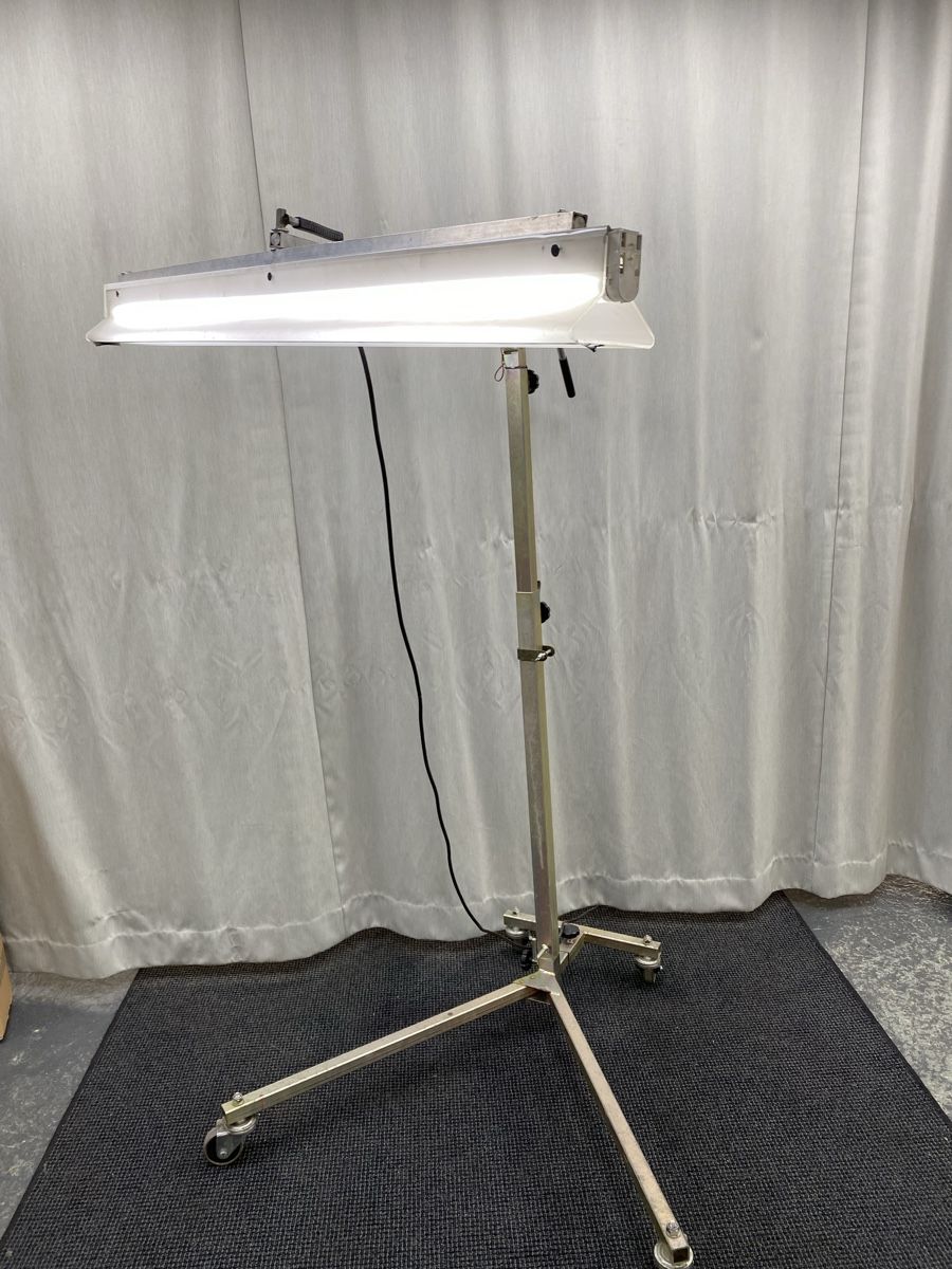 Lampen: Mobile höhenverstellbare Werkstattlampe – Gebraucht aus Hägglingen von Karin0802 2