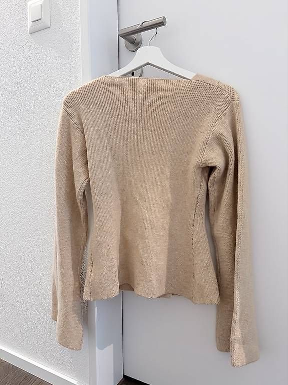 Giacche: Strickjacke  – Usato da Muri AG venduto da muffin013 1