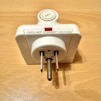 Reiseadapter Schweiz - USA (3-polig max. 6.3A mit Sicherung)