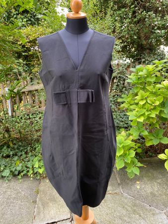 Jil Sander Kleid schwarz ärmellos gebraucht guter Zustand
