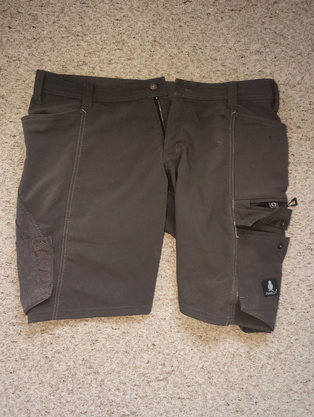 Pantaloni: Snickers und Madcot Shorts Gr. 56 – Usato da Eichberg venduto da Arac1 1