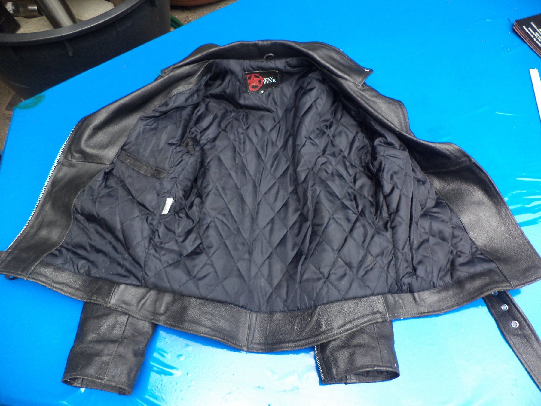 Jacken: Motorrad Lederjacke Sexy Punk S – Gebraucht aus Oetwil am See von Avenger07 3